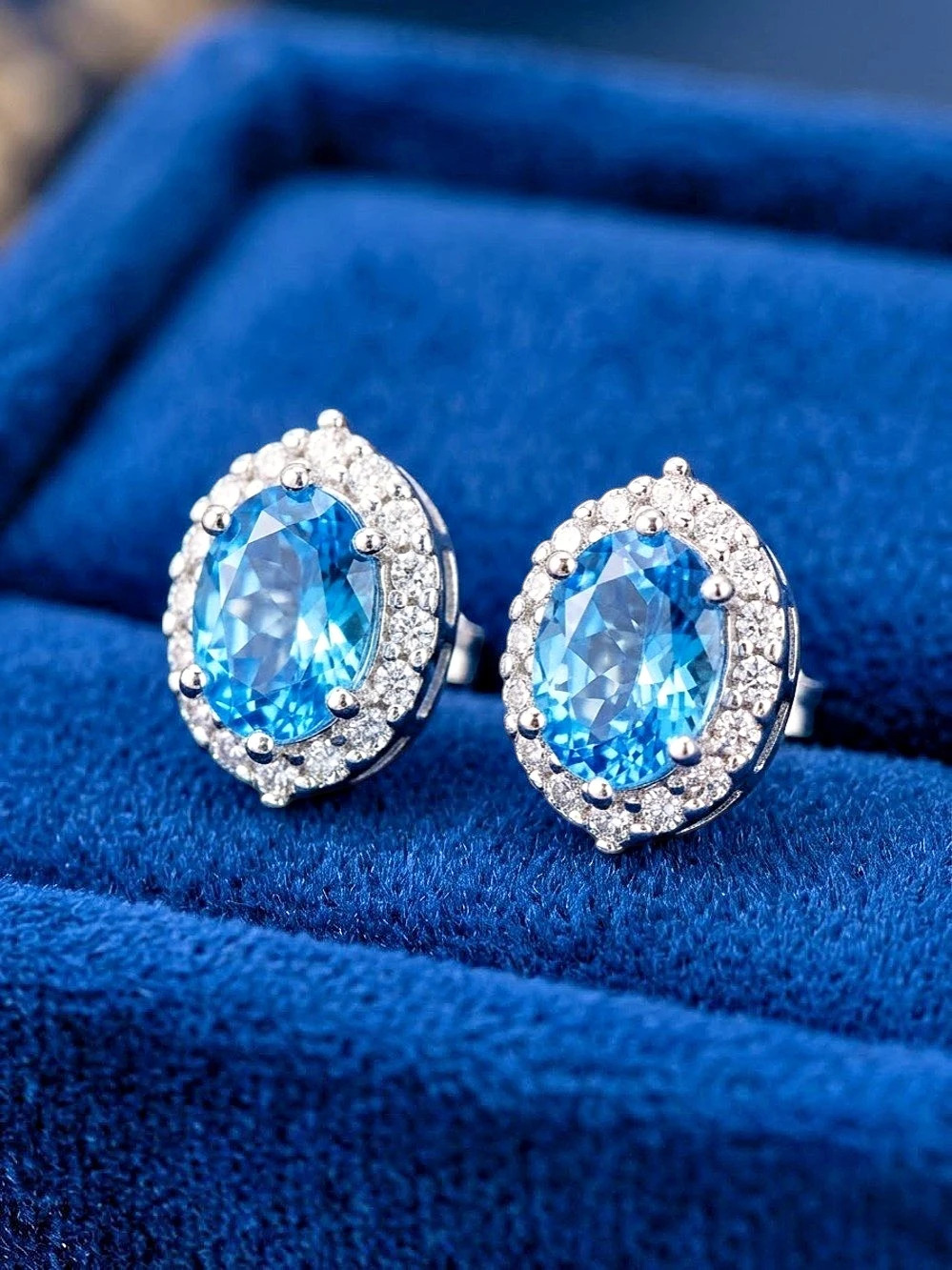 Blue Oval Halo Stud Earrings New